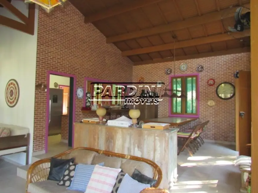 Foto 8 de Casa de Condomínio com 5 quartos à venda, 208m2 em Ubatuba - SP