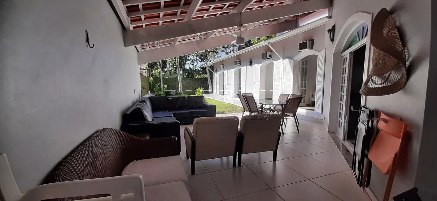 Foto 8 de Casa de Condomínio com 4 quartos à venda, 180m2 em Ubatuba - SP