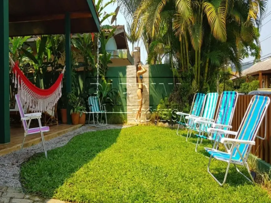 Foto 2 de Casa de Condomínio com 4 quartos à venda, 133m2 em Ubatuba - SP