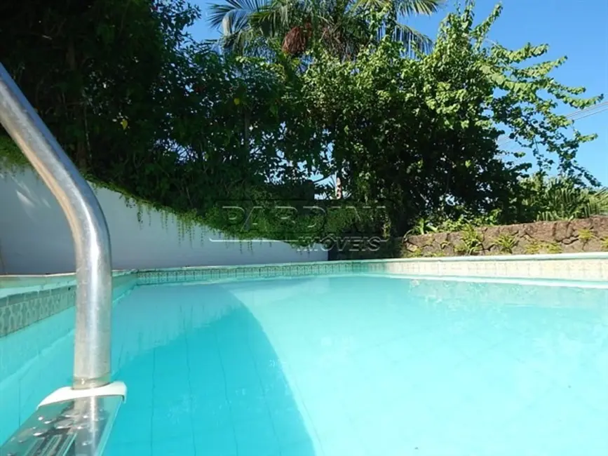 Foto 5 de Casa com 5 quartos à venda, 250m2 em Ubatuba - SP