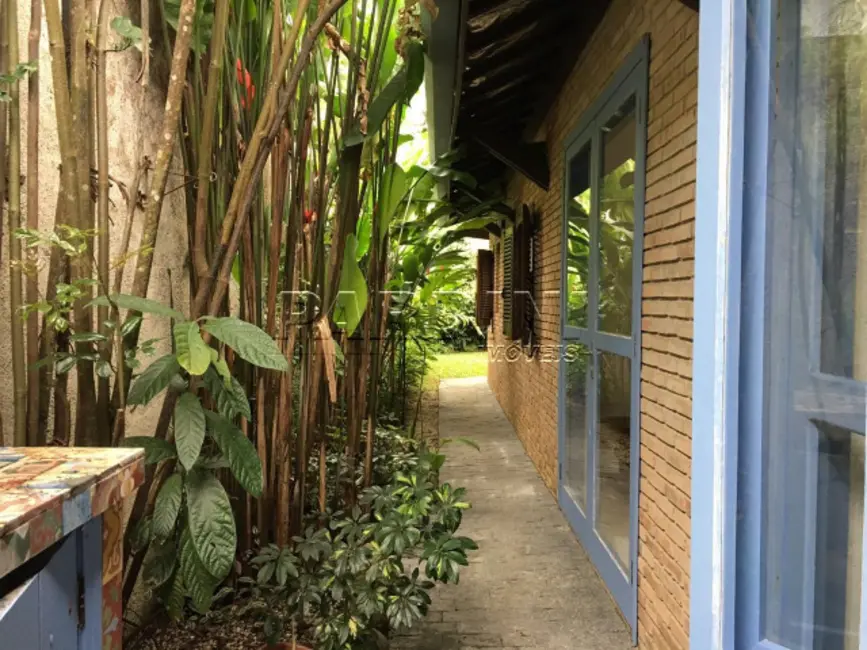 Foto 3 de Casa de Condomínio com 5 quartos à venda, 250m2 em Ubatuba - SP