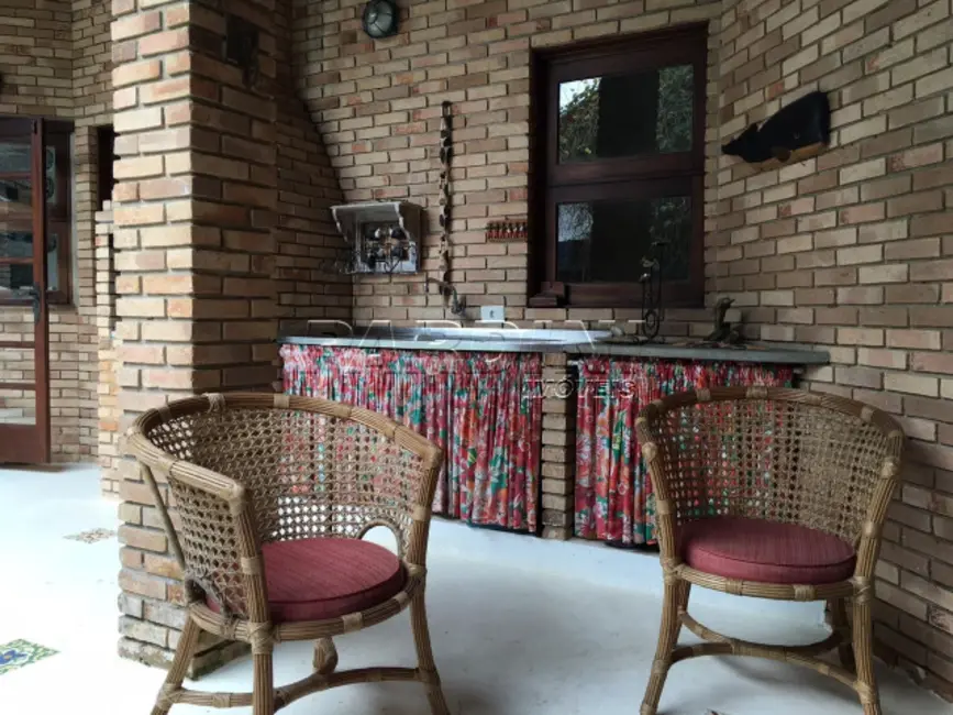 Foto 6 de Casa de Condomínio com 5 quartos à venda, 250m2 em Ubatuba - SP