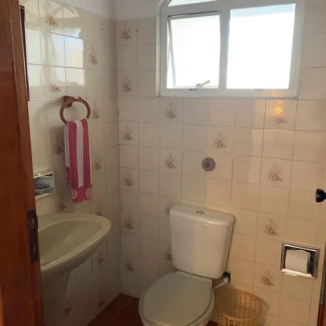 Foto 8 de Casa com 7 quartos à venda, 197m2 em Campos Do Jordao - SP