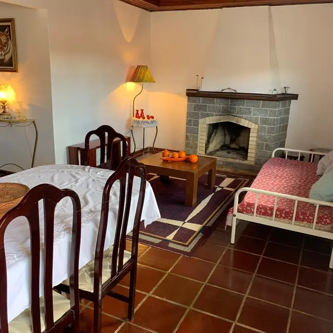 Foto 4 de Casa com 7 quartos à venda, 197m2 em Campos Do Jordao - SP