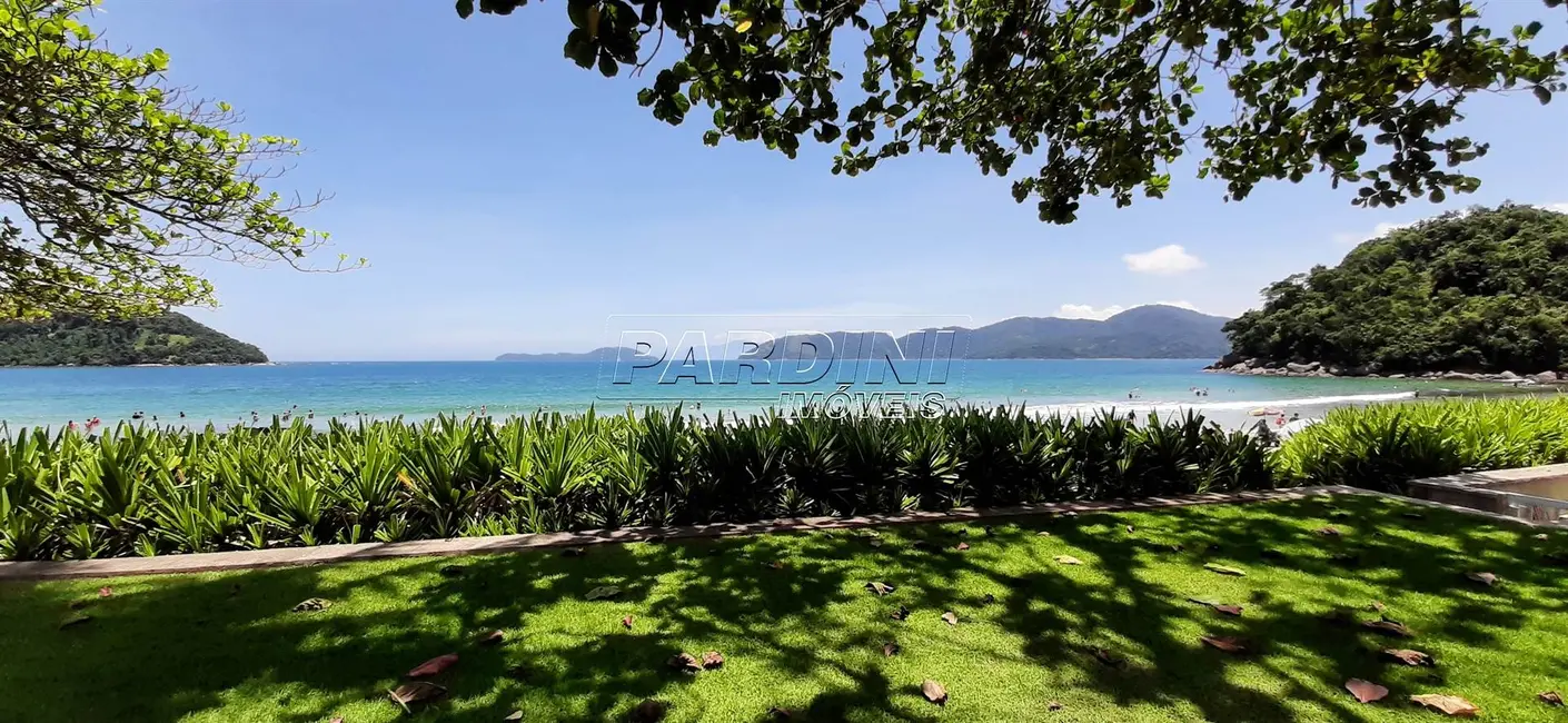 Foto 3 de Casa de Condomínio com 8 quartos à venda, 500m2 em Ubatuba - SP