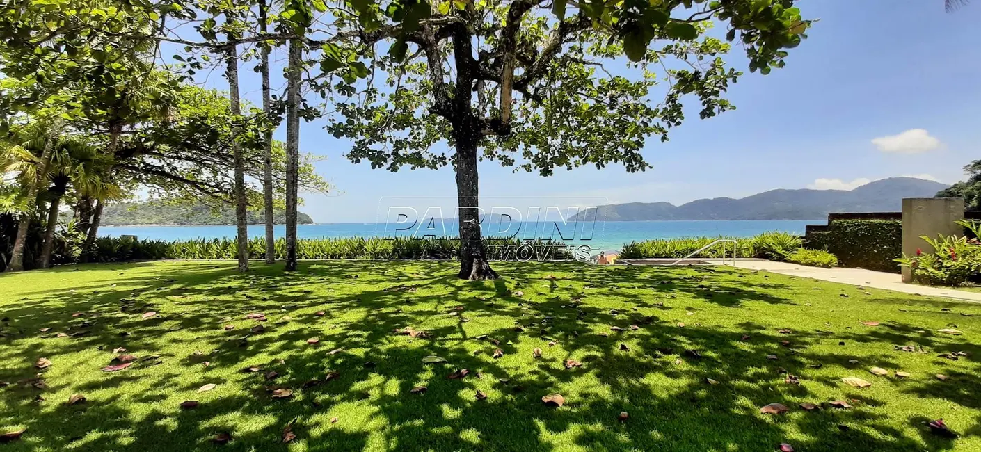 Foto 2 de Casa de Condomínio com 8 quartos à venda, 500m2 em Ubatuba - SP