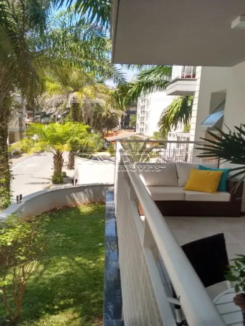 Foto 8 de Apartamento com 3 quartos à venda, 130m2 em Ubatuba - SP