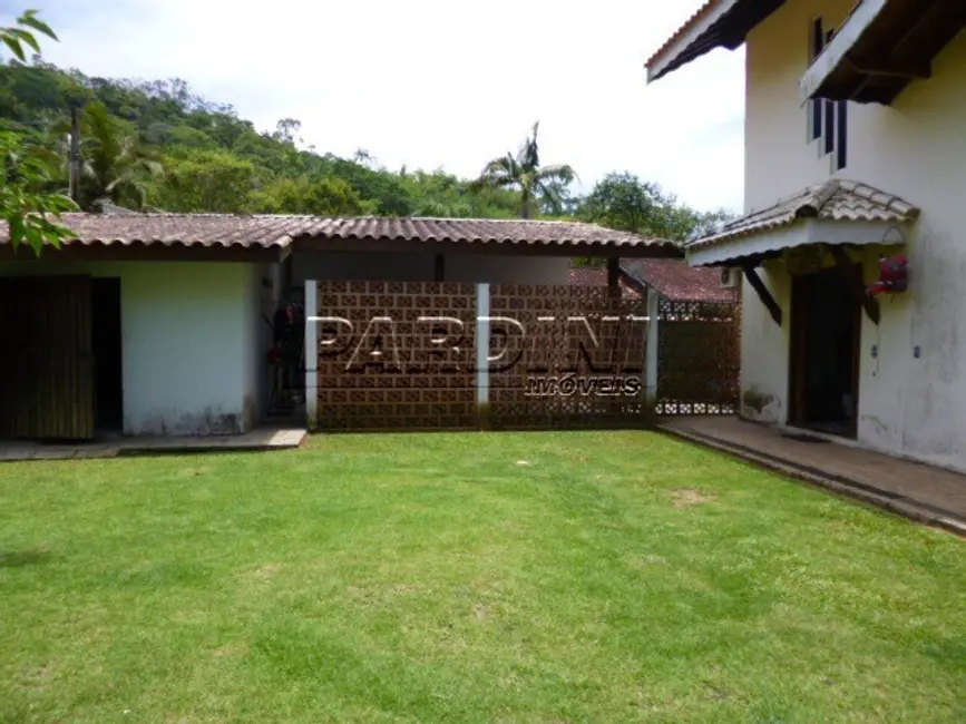 Pousada com 9 quartos à venda, 700m2 em Ubatuba - SP - imagem 2 Foto 2 de Pousada com 9 quartos à venda, 700m2 em Ubatuba - SP