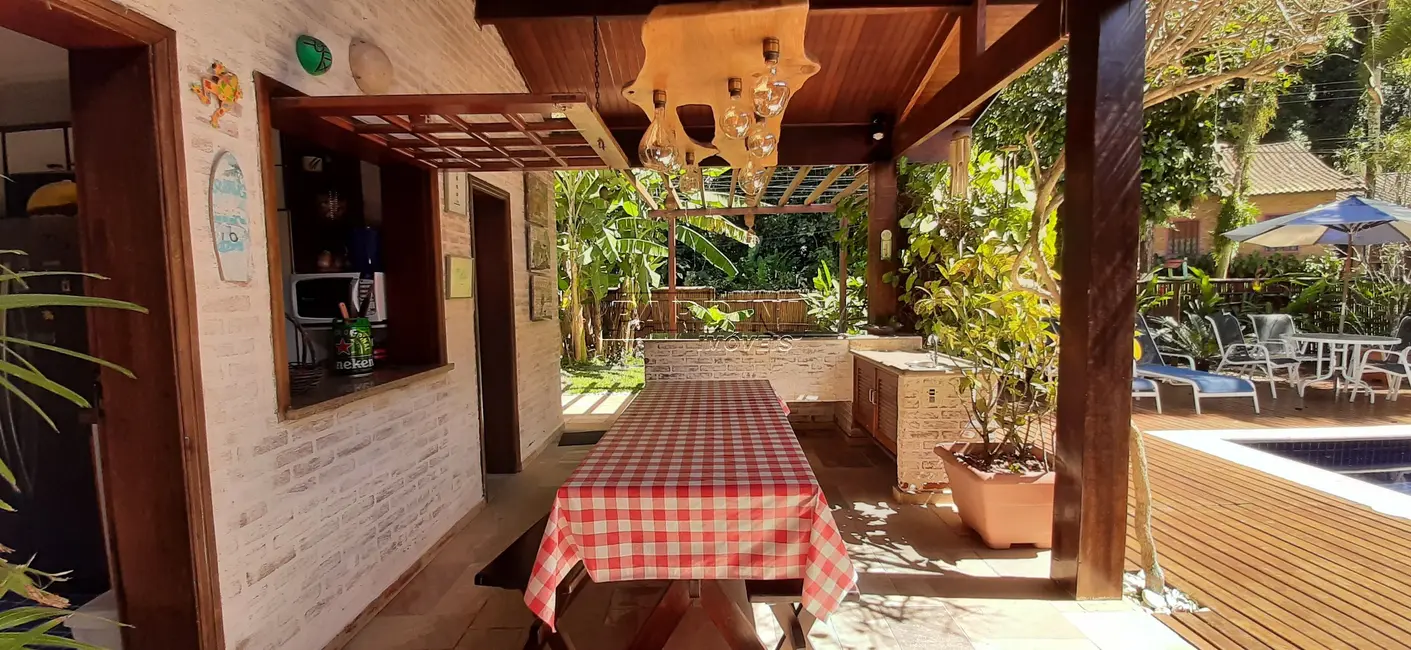 Foto 7 de Casa de Condomínio com 5 quartos à venda, 500m2 em Ubatuba - SP