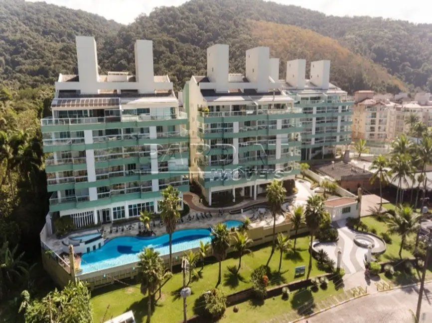 Foto 2 de Apartamento com 7 quartos à venda, 678m2 em Ubatuba - SP