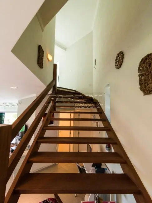 Foto 8 de Casa com 5 quartos à venda, 370m2 em Ubatuba - SP