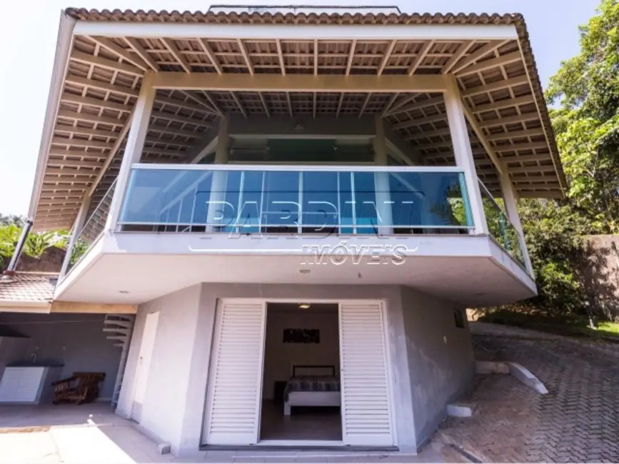 Foto 2 de Casa com 5 quartos à venda, 370m2 em Ubatuba - SP