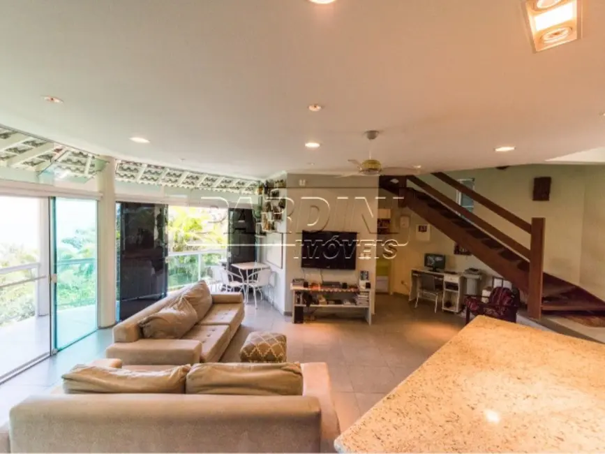 Foto 7 de Casa com 5 quartos à venda, 370m2 em Ubatuba - SP