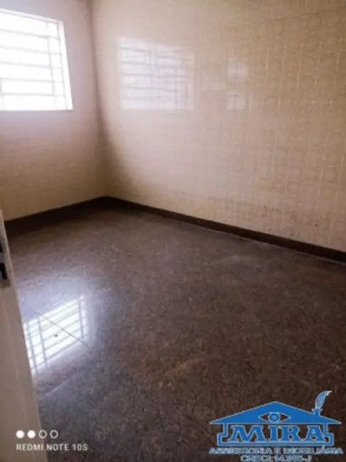 Sobrado com 3 quartos para alugar, 198m2 em Saúde, São Paulo - SP - imagem 5 Foto 5 de Sobrado com 3 quartos para alugar, 198m2 em Saúde, São Paulo - SP