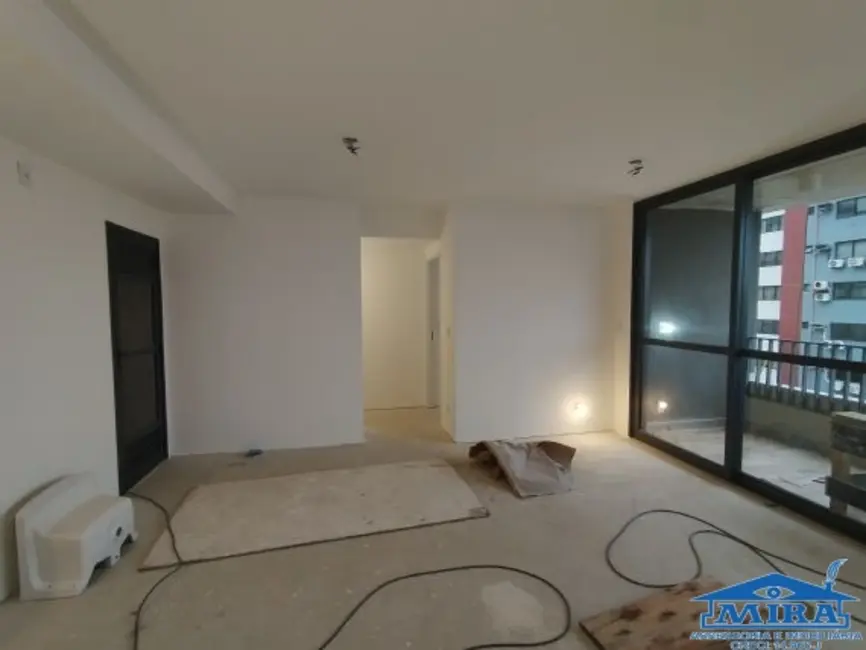 Foto 2 de Apartamento com 2 quartos para alugar, 77m2 em Vila Mariana, São Paulo - SP