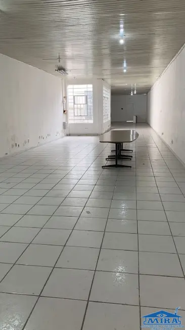 Armazém / Galpão para alugar, 300m2 em Luz, São Paulo - SP - imagem 6 Foto 6 de Armazém / Galpão para alugar, 300m2 em Luz, São Paulo - SP