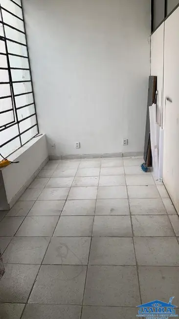 Armazém / Galpão para alugar, 300m2 em Luz, São Paulo - SP - imagem 8 Foto 8 de Armazém / Galpão para alugar, 300m2 em Luz, São Paulo - SP