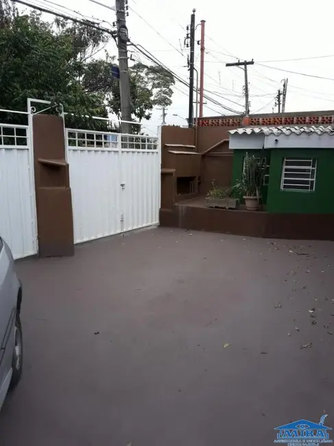 Foto 2 de Casa com 2 quartos para alugar, 150m2 em Parque Jabaquara, São Paulo - SP