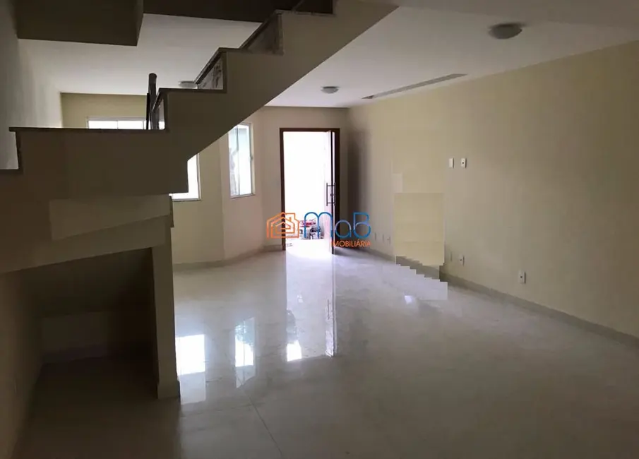 Apartamento com 3 quartos à venda, 161m2 em São Marcos, Macae - RJ - imagem 4 Foto 4 de Apartamento com 3 quartos à venda, 161m2 em São Marcos, Macae - RJ