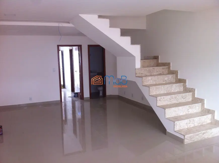 Foto 1 de Apartamento com 3 quartos à venda, 161m2 em São Marcos, Macae - RJ