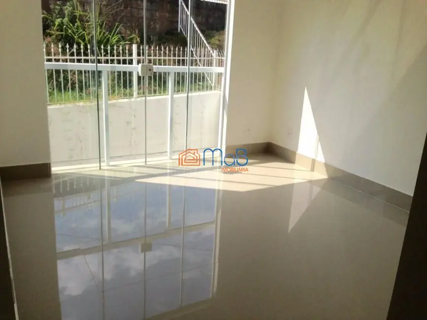 Apartamento com 3 quartos à venda, 165m2 em São Marcos, Macae - RJ - imagem 6 Foto 6 de Apartamento com 3 quartos à venda, 165m2 em São Marcos, Macae - RJ