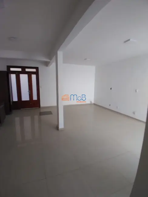 Apartamento com 3 quartos à venda, 150m2 em Imbetiba, Macae - RJ - imagem 8 Foto 8 de Apartamento com 3 quartos à venda, 150m2 em Imbetiba, Macae - RJ