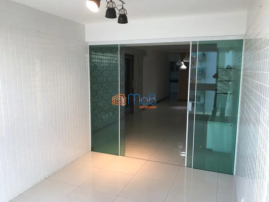 Apartamento com 3 quartos à venda, 127m2 em Glória, Macae - RJ - imagem 7 Foto 7 de Apartamento com 3 quartos à venda, 127m2 em Glória, Macae - RJ