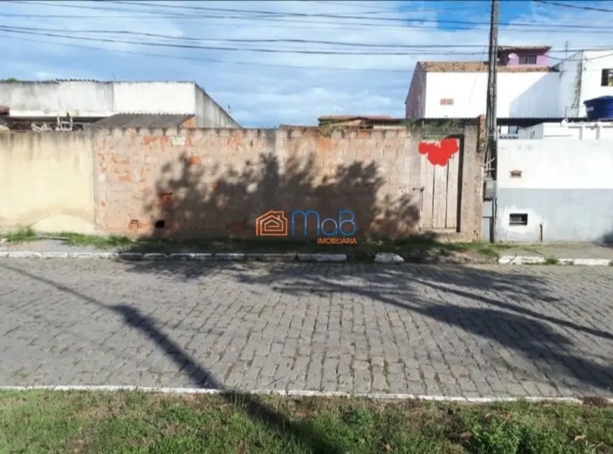 Foto 1 de Terreno / Lote à venda, 330m2 em Novo Cavaleiro, Macae - RJ