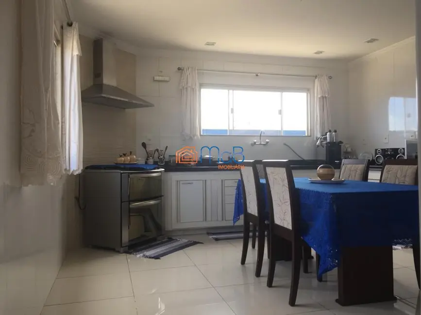 Foto 8 de Casa de Condomínio com 3 quartos à venda, 252m2 em Lagoa, Macae - RJ