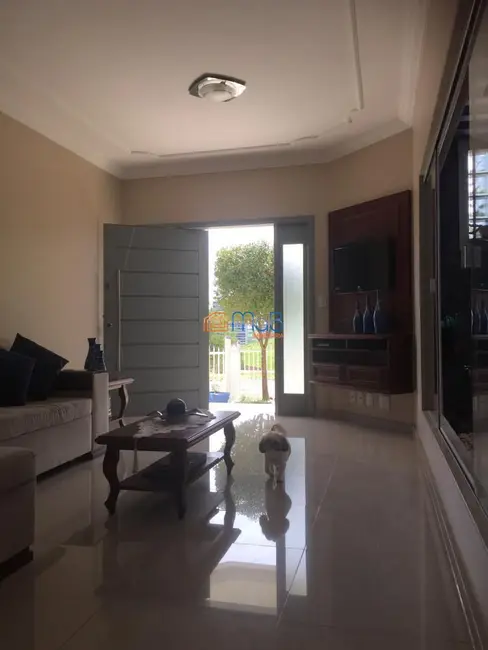 Foto 3 de Casa de Condomínio com 3 quartos à venda, 252m2 em Lagoa, Macae - RJ