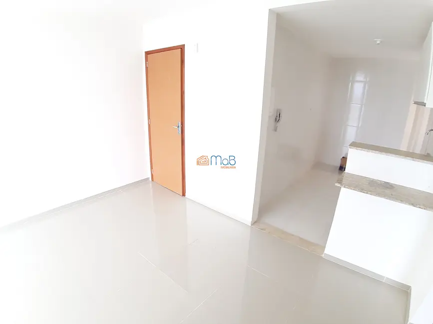 Foto 2 de Apartamento com 2 quartos à venda, 65m2 em Lagoa, Macae - RJ