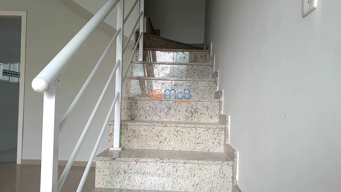 Casa com 3 quartos à venda, 164m2 em Jardim Vitória, Macae - RJ - imagem 6 Foto 6 de Casa com 3 quartos à venda, 164m2 em Jardim Vitória, Macae - RJ