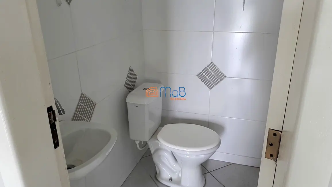 Casa com 3 quartos à venda, 164m2 em Jardim Vitória, Macae - RJ - imagem 8 Foto 8 de Casa com 3 quartos à venda, 164m2 em Jardim Vitória, Macae - RJ