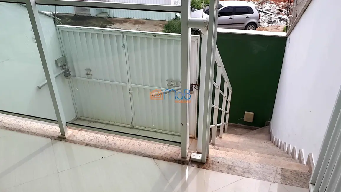 Casa com 3 quartos à venda, 164m2 em Jardim Vitória, Macae - RJ - imagem 3 Foto 3 de Casa com 3 quartos à venda, 164m2 em Jardim Vitória, Macae - RJ