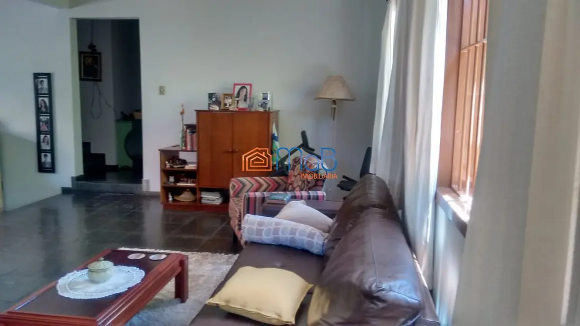 Foto 9 de Casa com 4 quartos à venda, 395m2 em Miramar, Macae - RJ