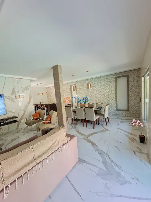 Casa com 4 quartos à venda, 400m2 em Área Rural de Macaé, Macae - RJ - imagem 7 Foto 7 de Casa com 4 quartos à venda, 400m2 em Área Rural de Macaé, Macae - RJ