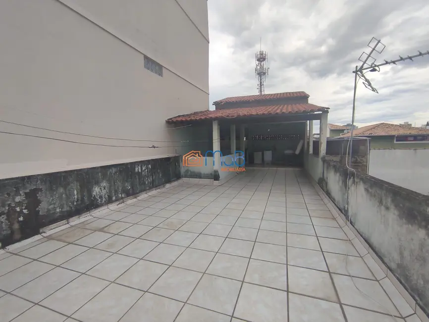 Foto 1 de Casa com 2 quartos à venda, 125m2 em Cajueiros, Macae - RJ