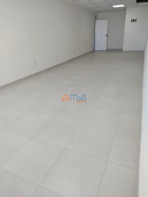 Sala Comercial com 1 quarto para alugar, 34m2 em Centro, Macae - RJ - imagem 7 Foto 7 de Sala Comercial com 1 quarto para alugar, 34m2 em Centro, Macae - RJ