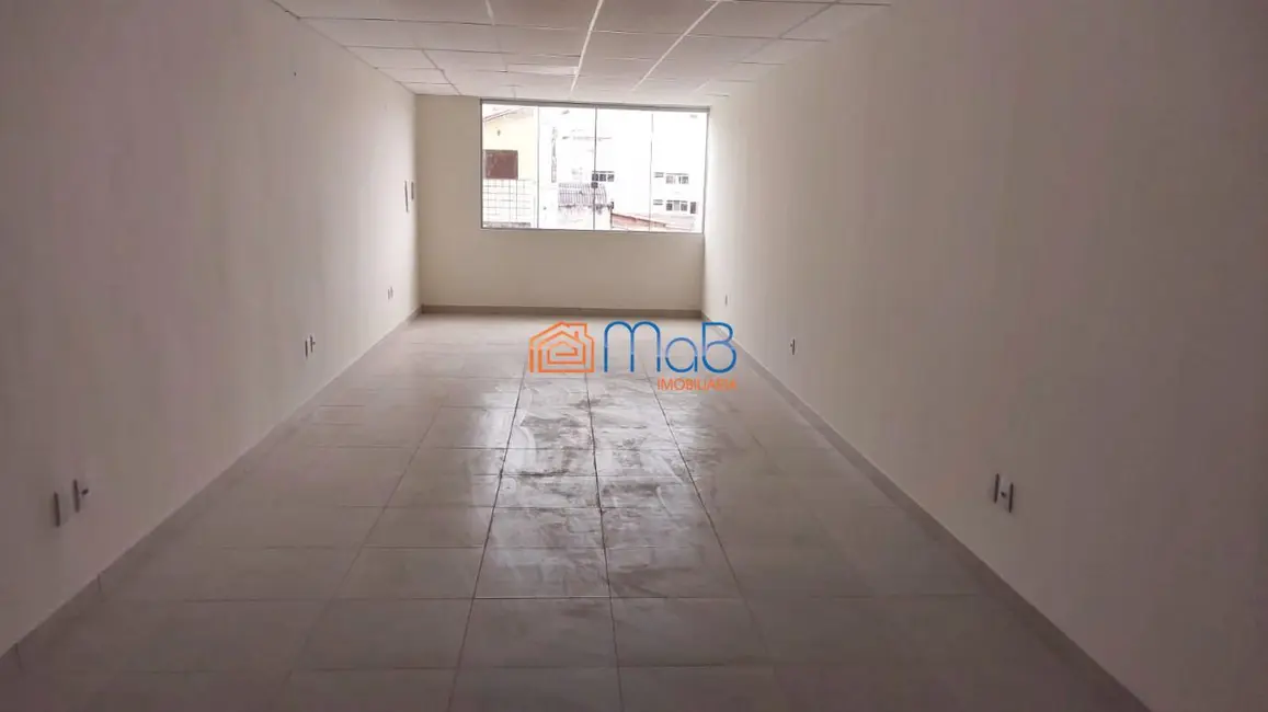 Sala Comercial com 1 quarto para alugar, 34m2 em Centro, Macae - RJ - imagem 3 Foto 3 de Sala Comercial com 1 quarto para alugar, 34m2 em Centro, Macae - RJ