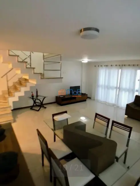 Cobertura com 3 quartos à venda, 256m2 em Glória, Macae - RJ - imagem 5 Foto 5 de Cobertura com 3 quartos à venda, 256m2 em Glória, Macae - RJ