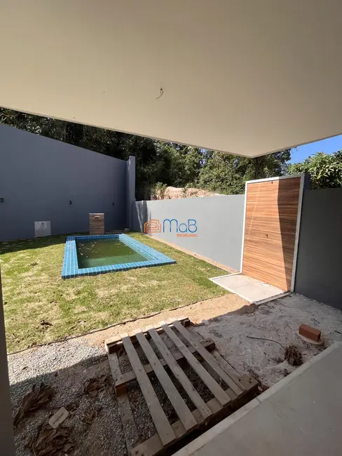 Casa de Condomínio com 4 quartos à venda, 240m2 em Lagoa, Macae - RJ - imagem 7 Foto 7 de Casa de Condomínio com 4 quartos à venda, 240m2 em Lagoa, Macae - RJ
