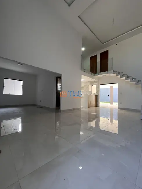 Casa de Condomínio com 4 quartos à venda, 240m2 em Lagoa, Macae - RJ - imagem 8 Foto 8 de Casa de Condomínio com 4 quartos à venda, 240m2 em Lagoa, Macae - RJ