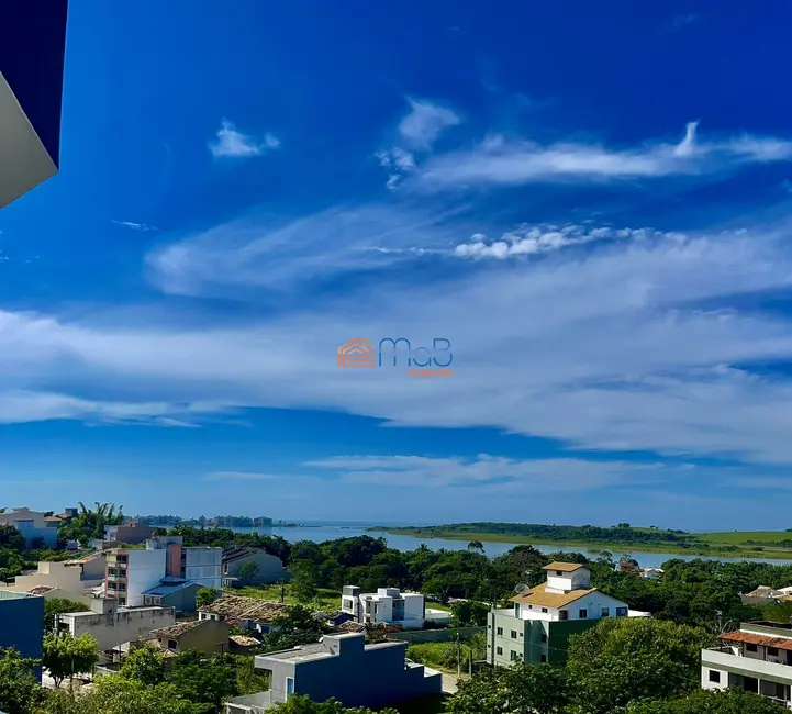 Casa com 3 quartos à venda, 280m2 em Lagoa, Macae - RJ - imagem 3 Foto 3 de Casa com 3 quartos à venda, 280m2 em Lagoa, Macae - RJ