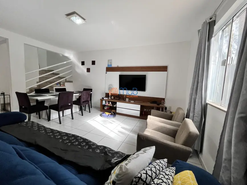Casa de Condomínio com 3 quartos à venda, 142m2 em Granja dos Cavaleiros, Macae - RJ - imagem 4 Foto 4 de Casa de Condomínio com 3 quartos à venda, 142m2 em Granja dos Cavaleiros, Macae - RJ