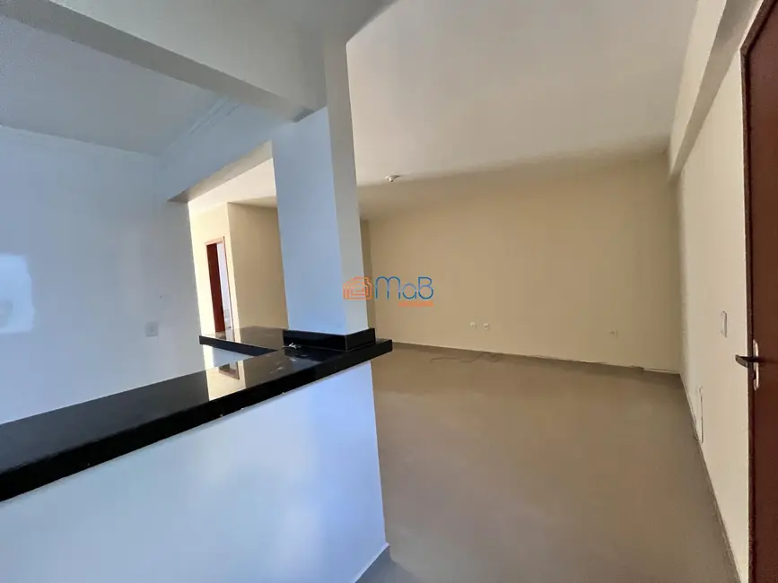 Apartamento com 3 quartos à venda, 87m2 em Jardim Vitória, Macae - RJ - imagem 5 Foto 5 de Apartamento com 3 quartos à venda, 87m2 em Jardim Vitória, Macae - RJ