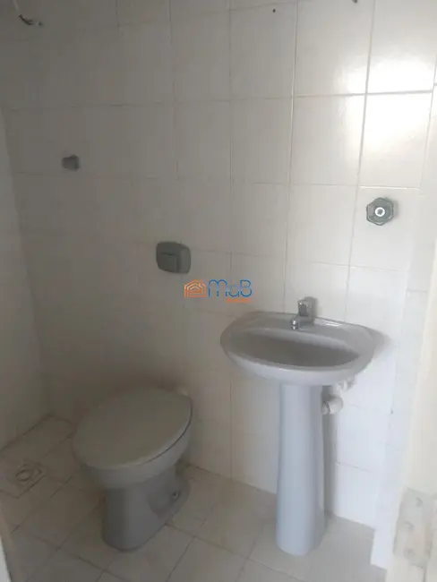 Sala Comercial com 1 quarto para alugar, 27m2 em Centro, Macae - RJ - imagem 6 Foto 6 de Sala Comercial com 1 quarto para alugar, 27m2 em Centro, Macae - RJ