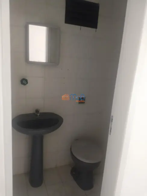 Sala Comercial com 1 quarto para alugar, 27m2 em Centro, Macae - RJ - imagem 8 Foto 8 de Sala Comercial com 1 quarto para alugar, 27m2 em Centro, Macae - RJ
