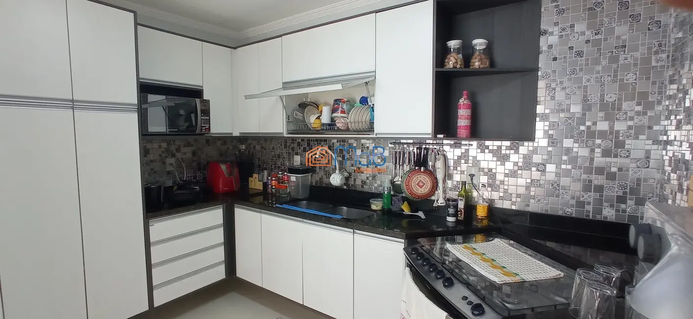 Casa com 3 quartos à venda, 288m2 em Jardim Santo Antônio, Macae - RJ - imagem 7 Foto 7 de Casa com 3 quartos à venda, 288m2 em Jardim Santo Antônio, Macae - RJ