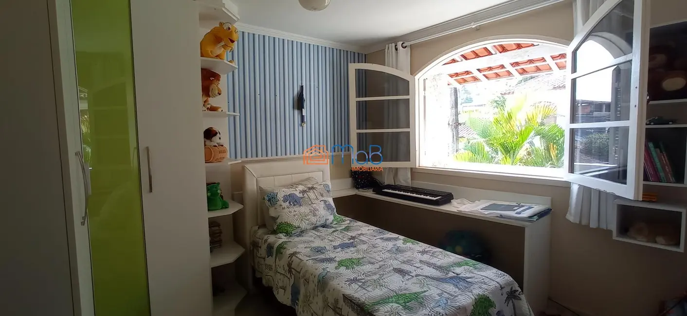 Casa com 3 quartos à venda, 288m2 em Jardim Santo Antônio, Macae - RJ - imagem 9 Foto 9 de Casa com 3 quartos à venda, 288m2 em Jardim Santo Antônio, Macae - RJ