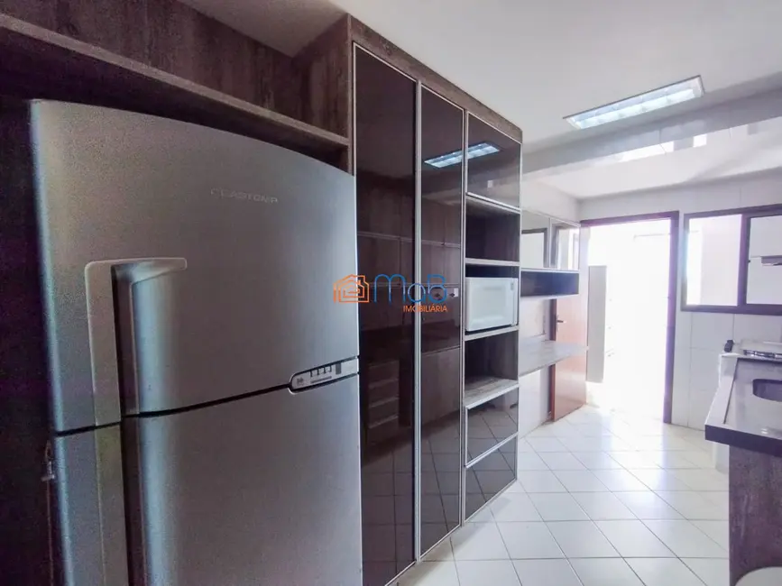 Foto 6 de Apartamento com 3 quartos à venda, 92m2 em Glória, Macae - RJ